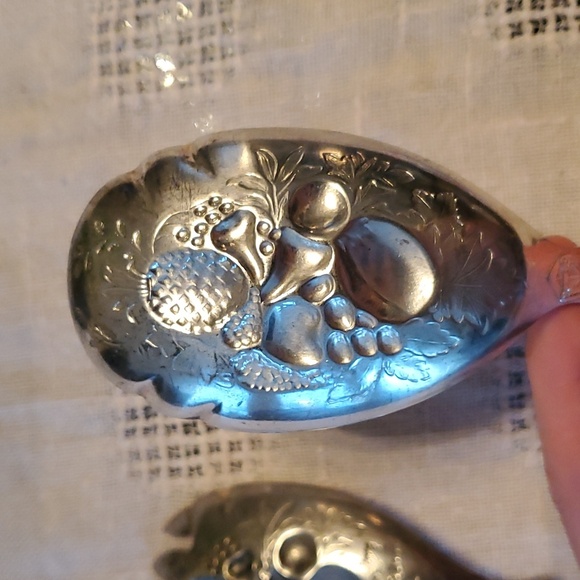 Vintage silver plated Jonathan Bell and sons Sheffield serving spoon and fork - Picture 8 of 13